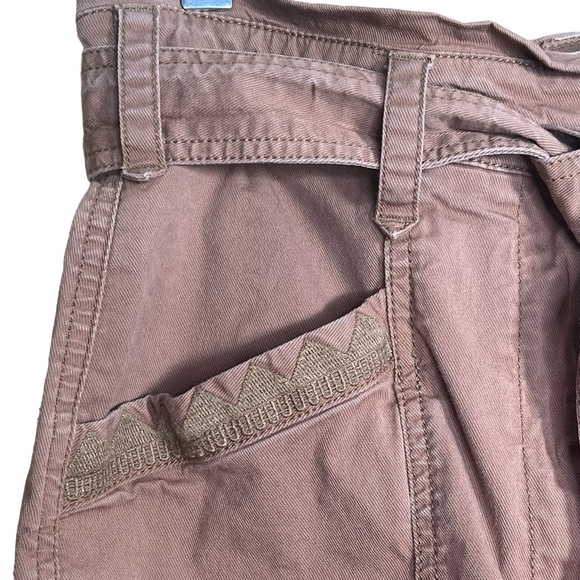 Anthropologie High Rise Pants With Paper Bag Waist & Embroidered Pockets Size 4 - Picture 4 of 13